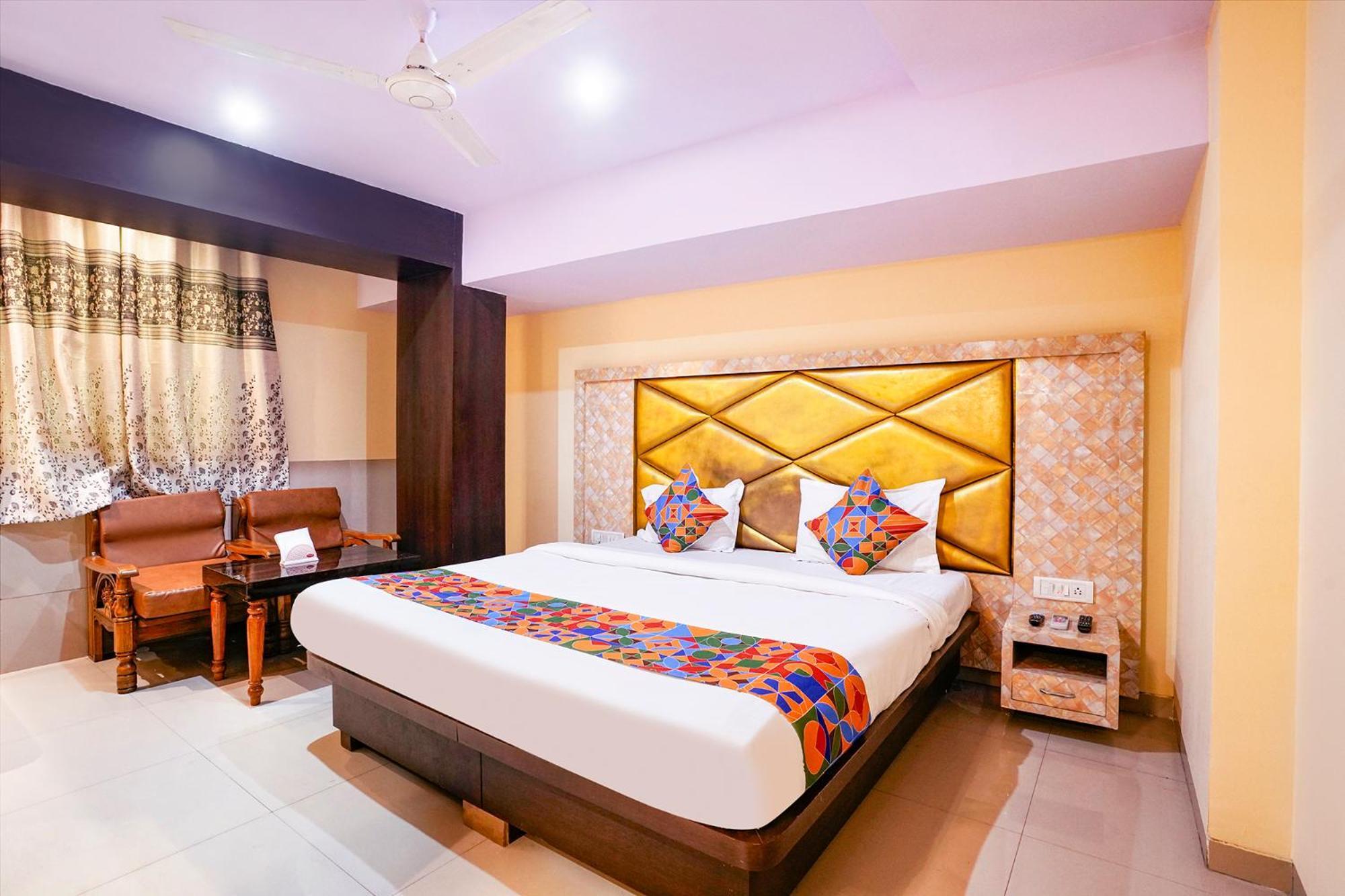 Fabhotel Everest Vashi Exterior foto